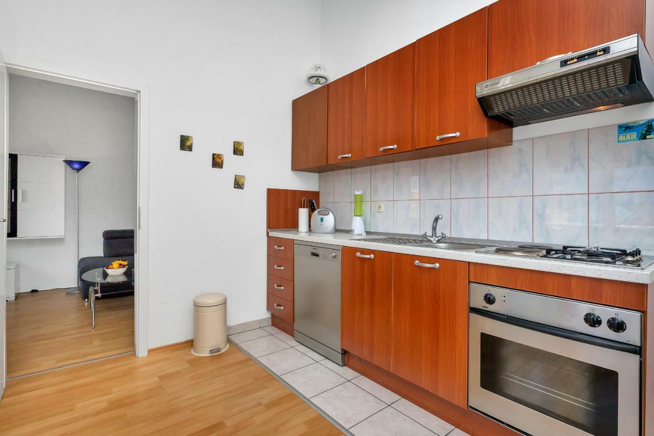 Apartments Marija Makarska Exterior foto