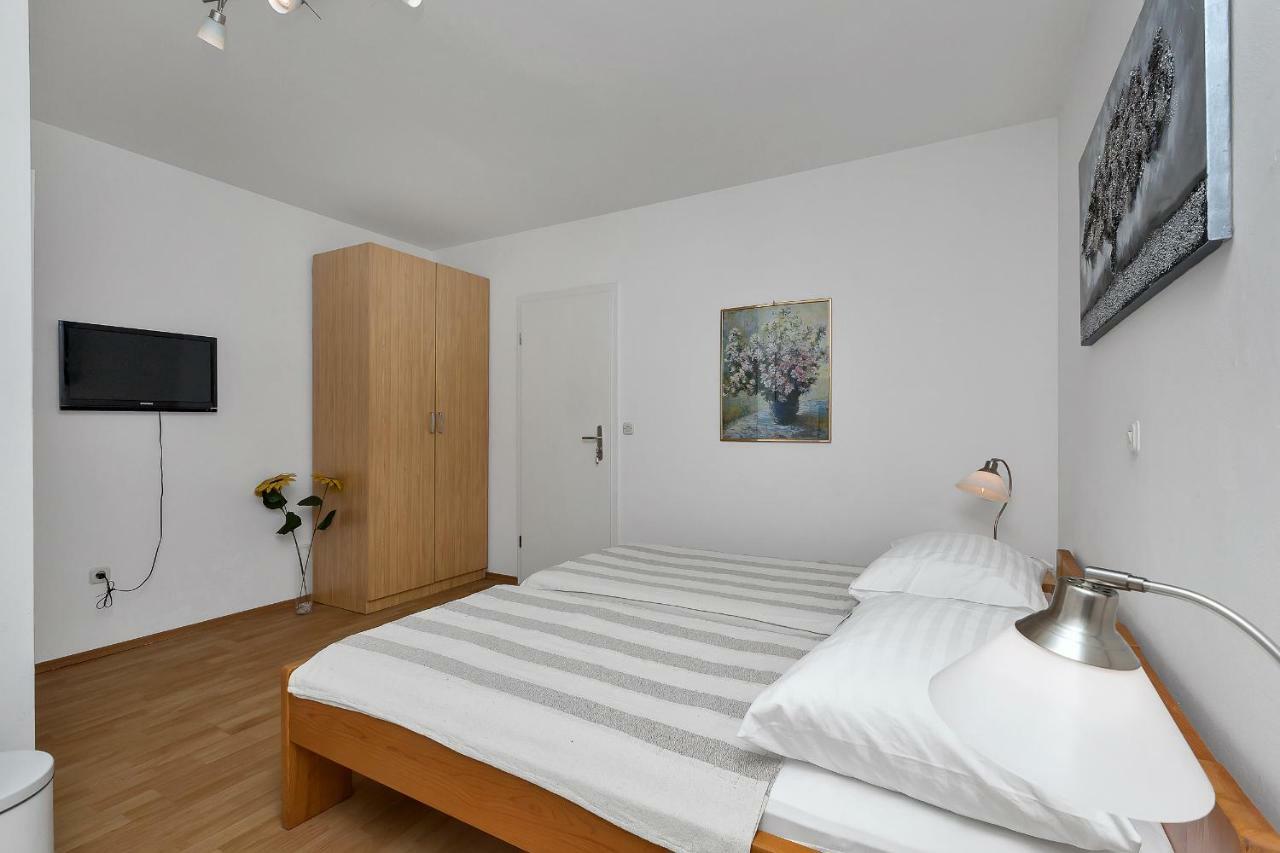 Apartments Marija Makarska Exterior foto